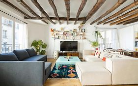 Luxurious 2 Bedroom Canal Saint Martin Saint Lazare